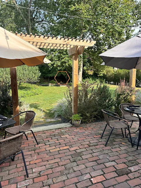 The Railroad House Inn