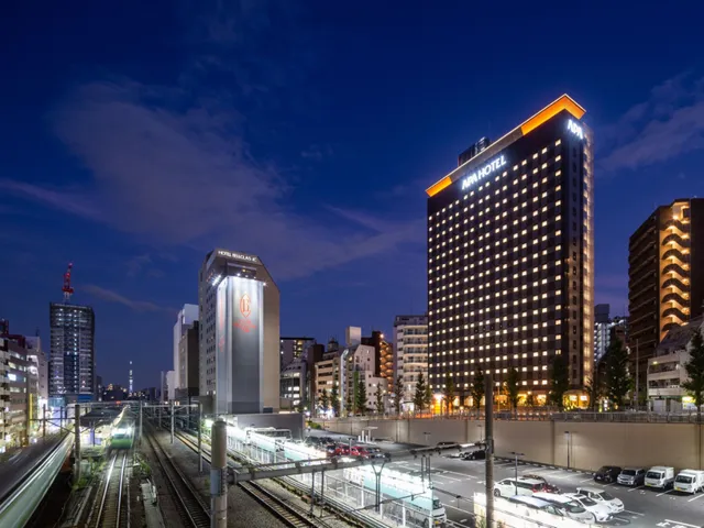 APA Hotel Yamanote Otsukaeki Tower