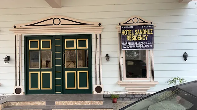 Hotel Sandhuz Residency