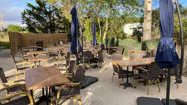 Le Carbone Bar et restaurant