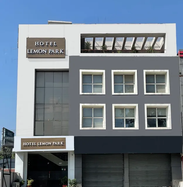 Hotel Lemon Park Haldwani