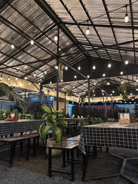 Locals Smoked Texas BBQ