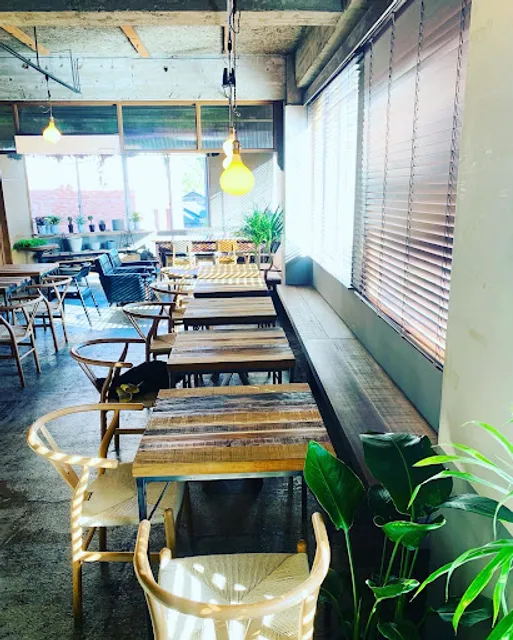 Pepin CAFE&OSTERIA（ぺピンカフェ）