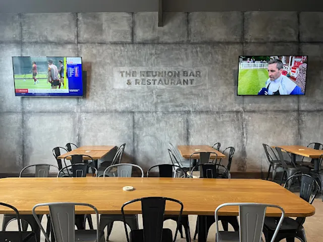 The Reunion Bar & Restaurant