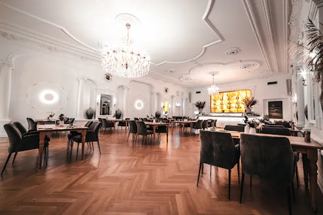 Café - Restaurant- Bar "Weißer Saal"