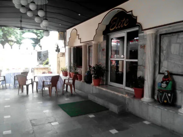 Elite Family Restaurant