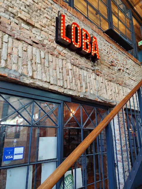 Loba Restaurante, Gastropub -cocina y cerveza en la fábrica-