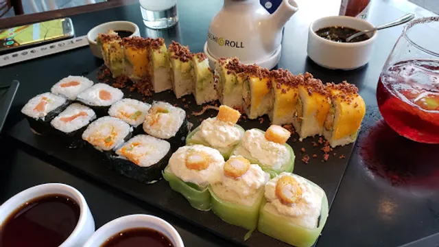 Sushi Roll Acora Pedregal