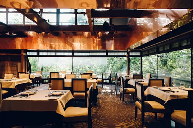 ルアン アカガネリゾート京都東山1925