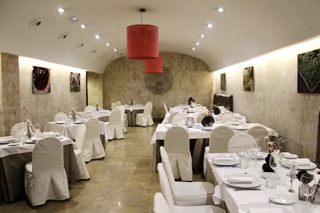 El Bardo Puerta de la Catedral