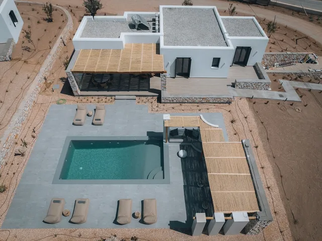 Kosmitis Suites & Villas