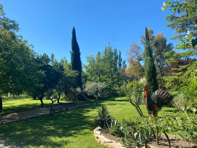 Le mas des bômes /gîtes et mariage en luberon