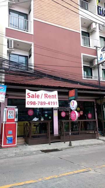 Beehive Magenta Hostel