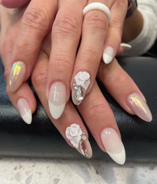 Jeniza Nails at Camelback