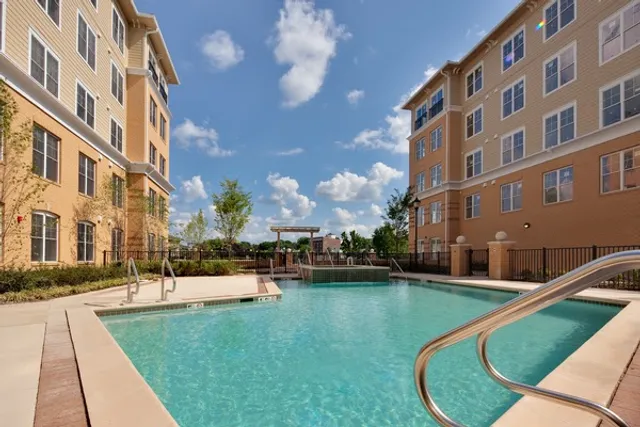 Sofi at Morristown Station