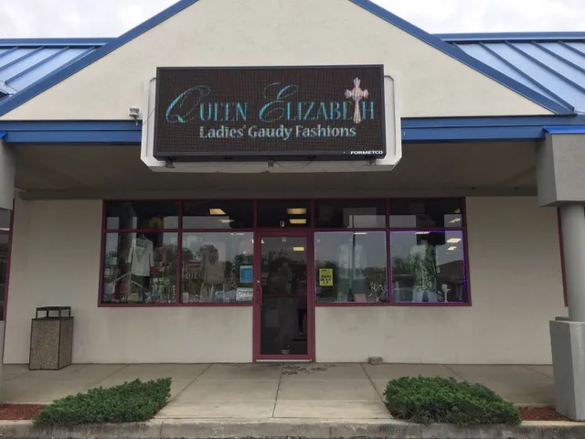 Queen Elizabeth (Dressin Gaudy)