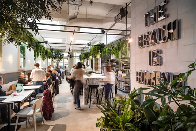 Redroaster St James's Street