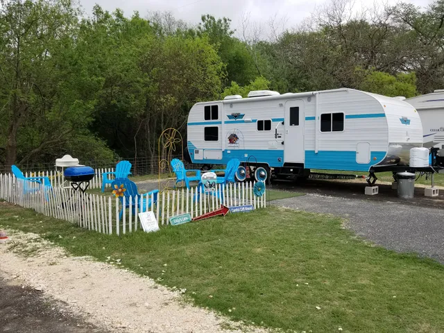 Medina River RV Park
