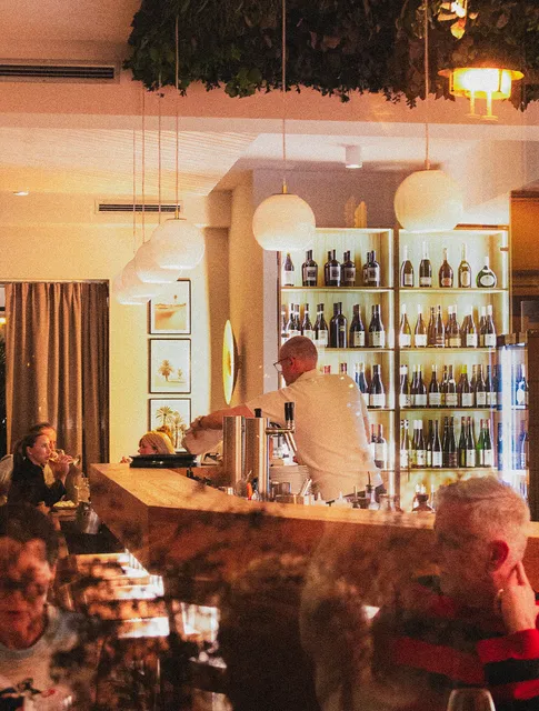 Nomad Restaurant | Brunch & Bistro