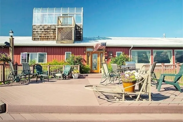 Pioneer Ridge Bed and Breakfast Inn