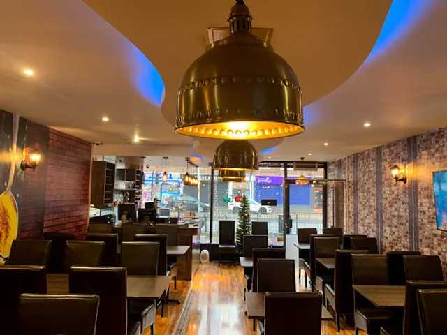 Pooja’s Street Side