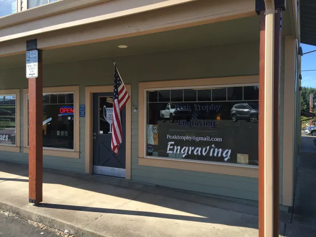 Peak Trophy and Engraving