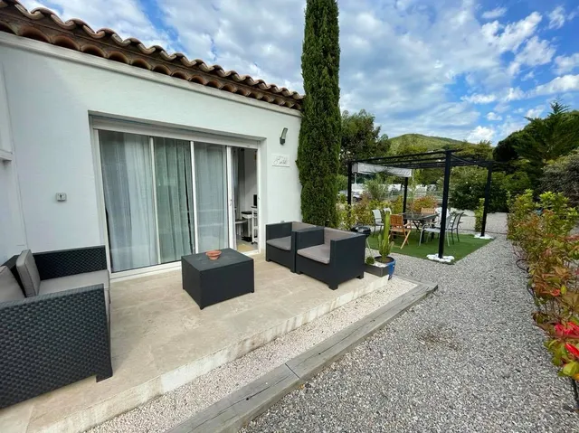 Maxima Sunset Location Saisonnière