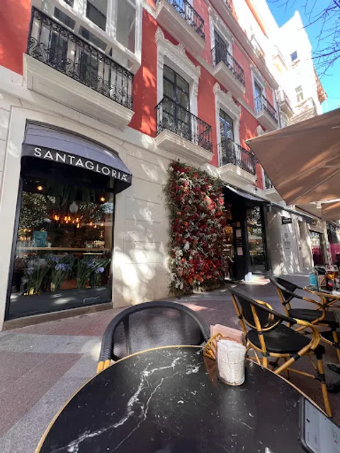 Santagloria Coffee & Bakery