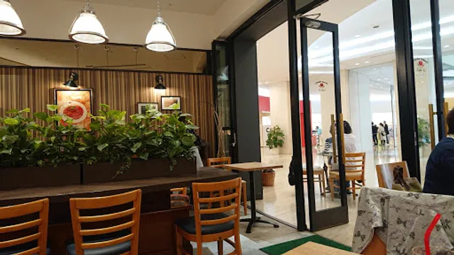 Italian Tomato Café Jr. - Tokyo Opera City