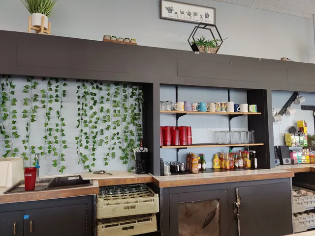 Village Inn Restaurant & Lounge