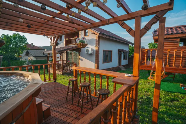 Къщи за гости 'Веринско'