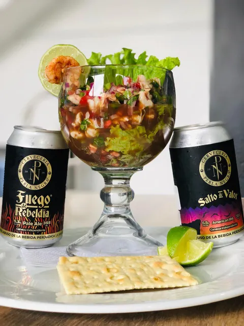 Fenix Coffee, Bar & Restorant