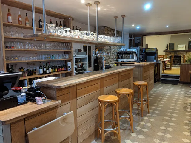 Brasserie Charlemagne 800