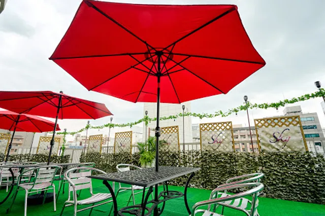 Beer Garden & BBQ DiningBar Resortsky