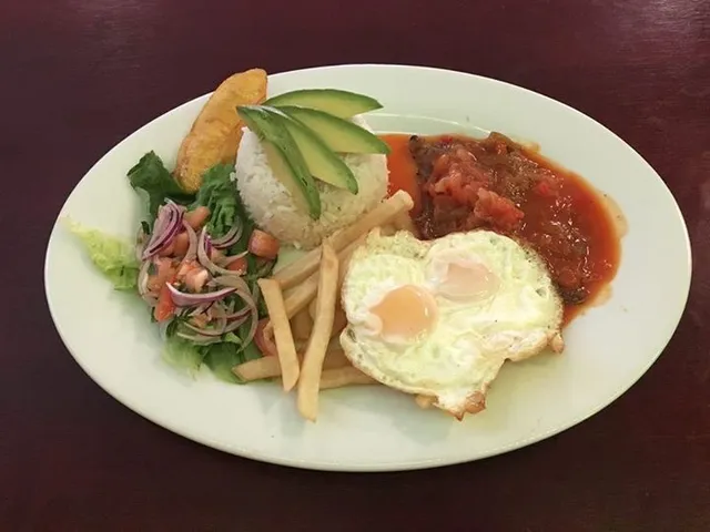 Cantera Latina Restaurant