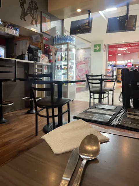 Dino Snack Bar & Fast Food