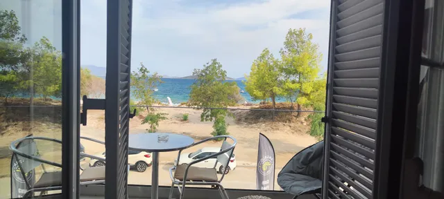 Angelo Hotel Apartments & Cafe