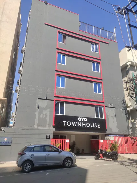 OYO Townhouse 500 Cbm Residency
