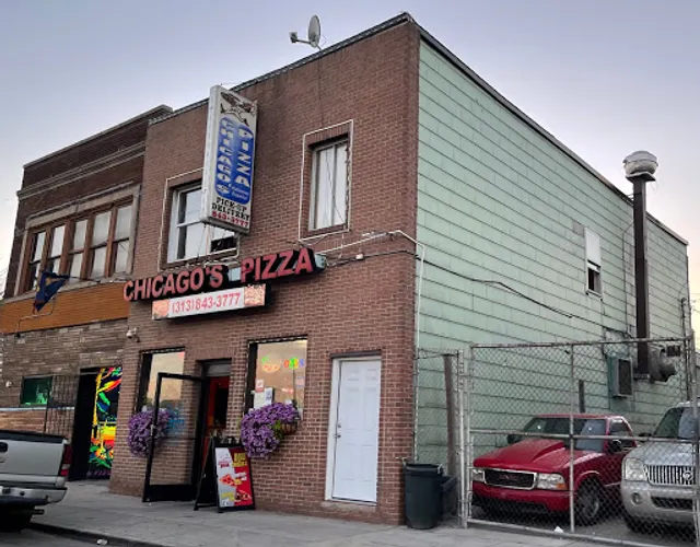 Chicago's Pizza