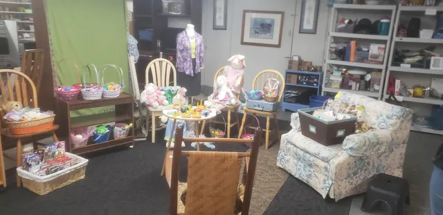 New Hope Shelter & Thrift Shop