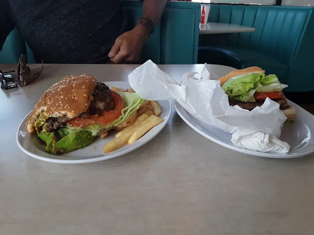 Santa Maria Burgers