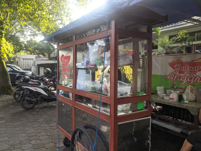 Bubur Ayam Anggrek Kang Mun