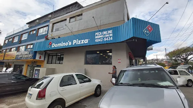 Domino's Pizza - Av. Cavalhada - Porto Alegre