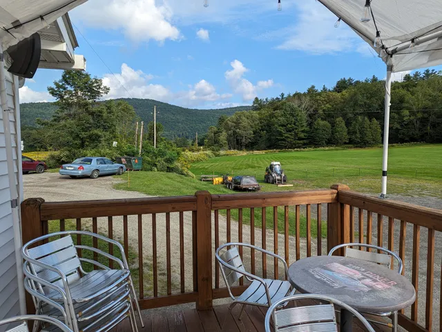 The Crosstown Tavern