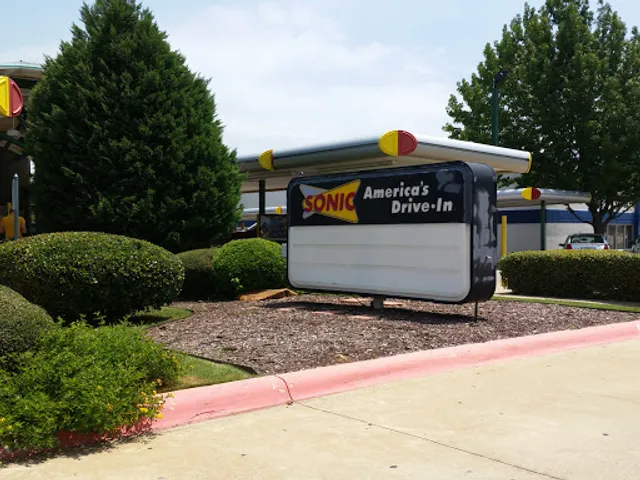 Sonic Drive-In