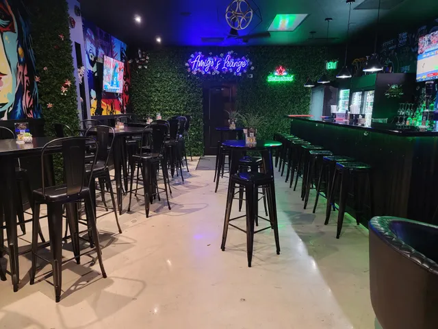 Amigos Lounge and café