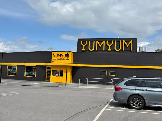 YumYum Skiftinge - Asian Restaurant & Sushi Eskilstuna