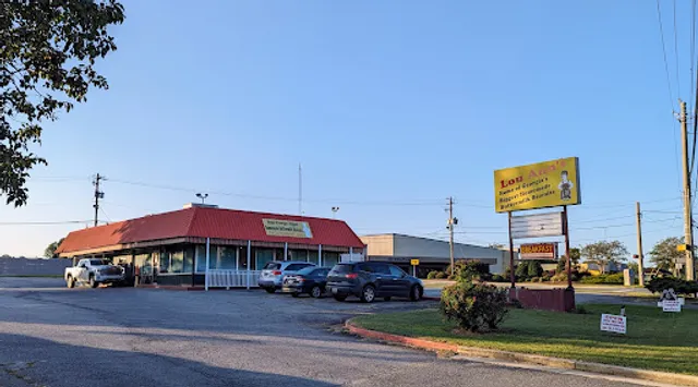 Lou Ann's Biscuits & Burgers