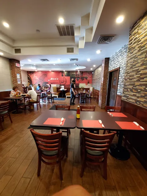 Max's Restaurant Bloomfield, Cuisine of the Philippines