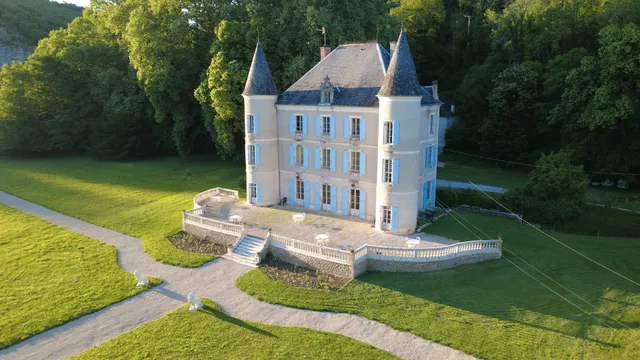 Queen's Escape - Château de la Tuilerie